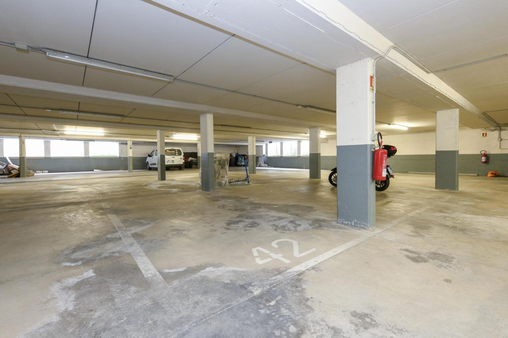 Wendy Apartment- Twobedroom & Pool & Parkprivatefree & Sports Desenzano del Garda Exterior photo