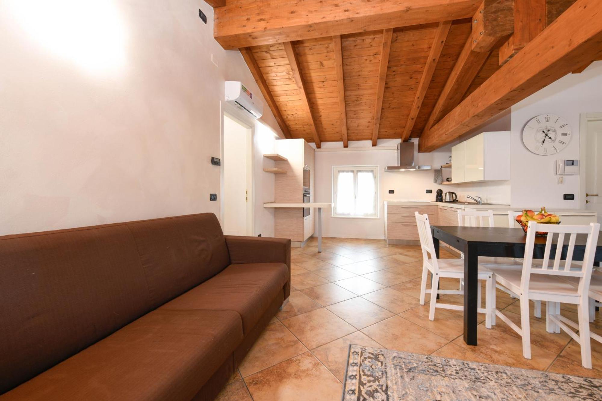 Wendy Apartment- Twobedroom & Pool & Parkprivatefree & Sports Desenzano del Garda Exterior photo