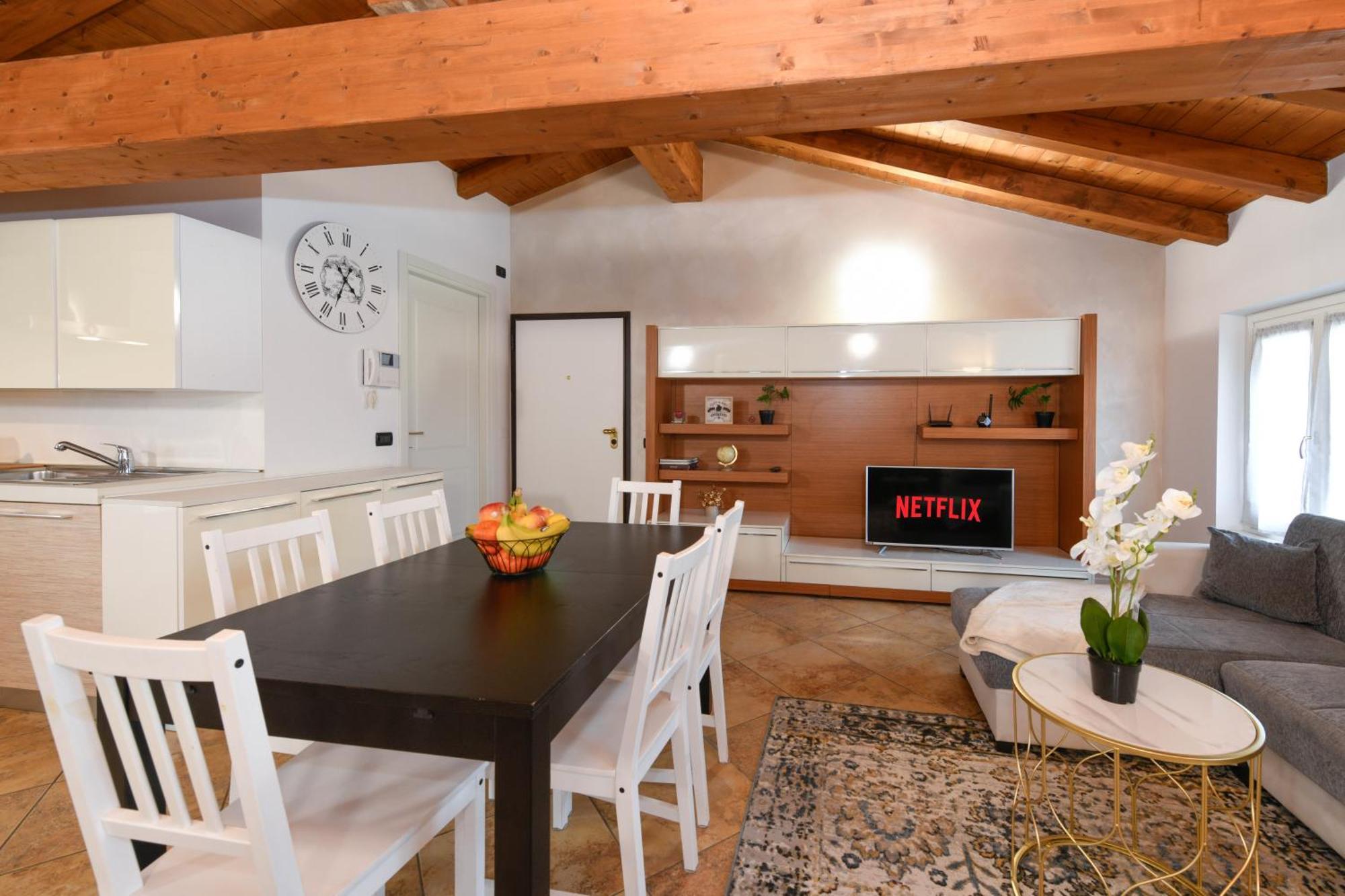 Wendy Apartment- Twobedroom & Pool & Parkprivatefree & Sports Desenzano del Garda Exterior photo